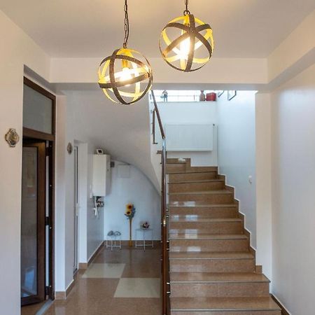 Vila Jean Bart Hotel Mangalia Bagian luar foto