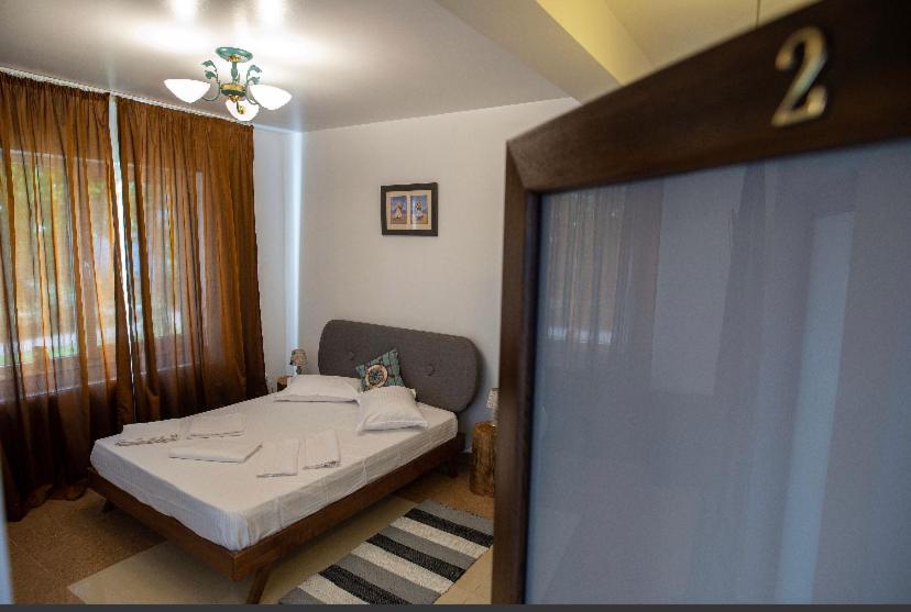 Vila Jean Bart Hotel Mangalia Bagian luar foto