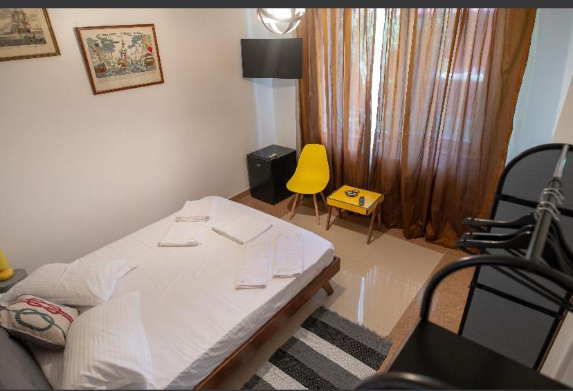 Vila Jean Bart Hotel Mangalia Bagian luar foto