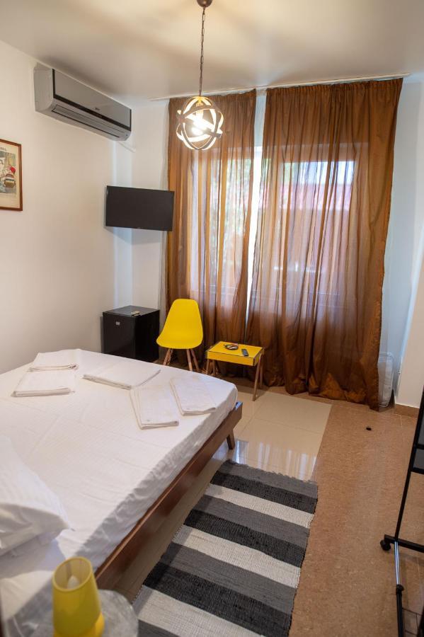 Vila Jean Bart Hotel Mangalia Bagian luar foto