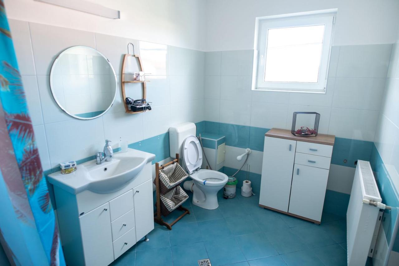 Vila Jean Bart Hotel Mangalia Bagian luar foto