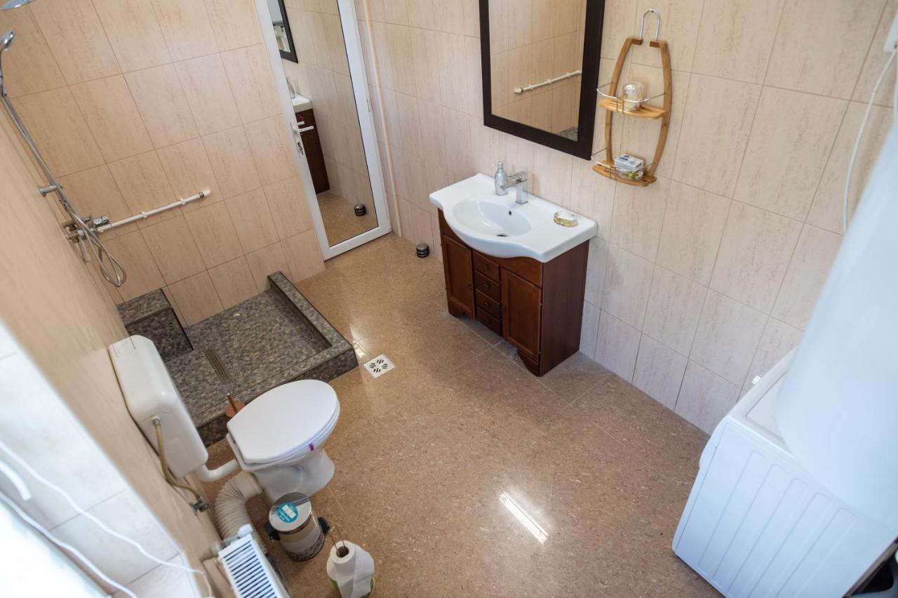 Vila Jean Bart Hotel Mangalia Bagian luar foto
